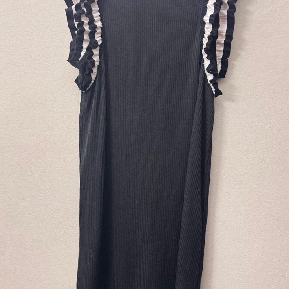 Black & White Ruffle Sleeve Midi Dress